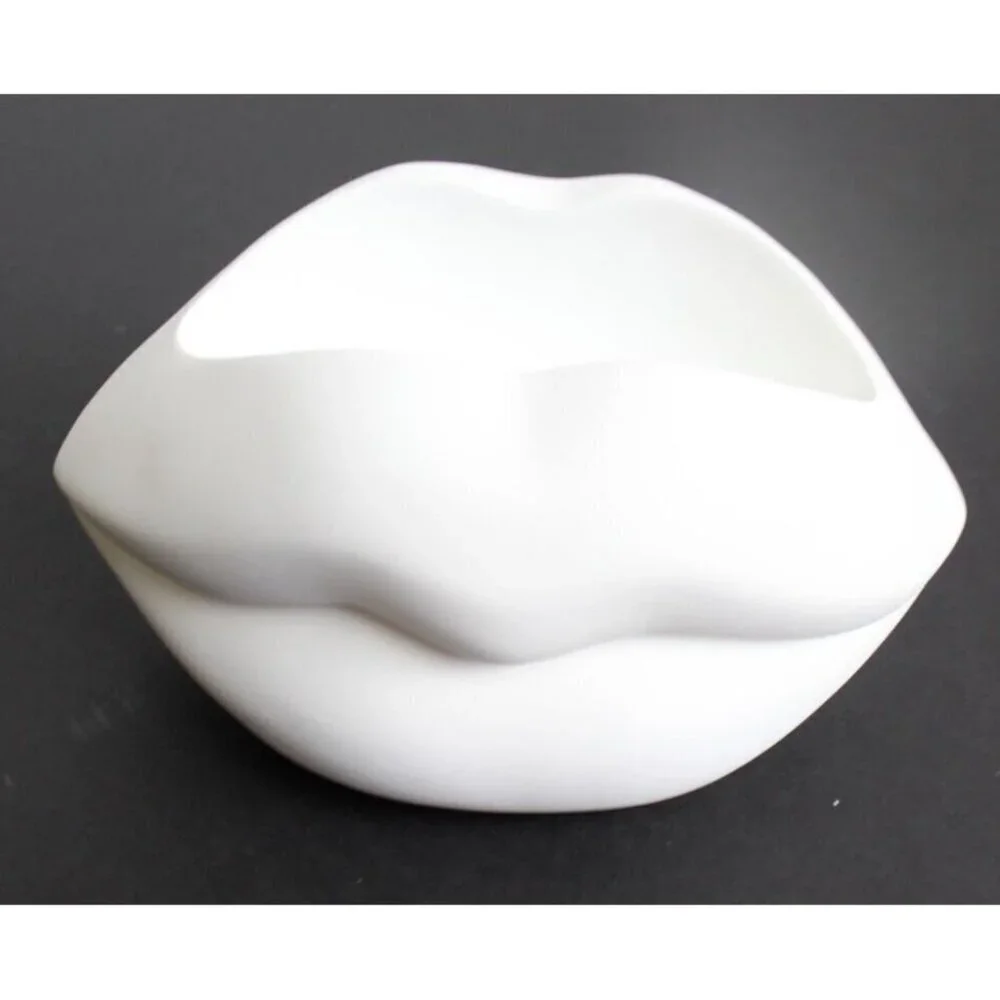 New MCM Large Lips / Mouth White Retro Modern Succulent Flower Planter Pot